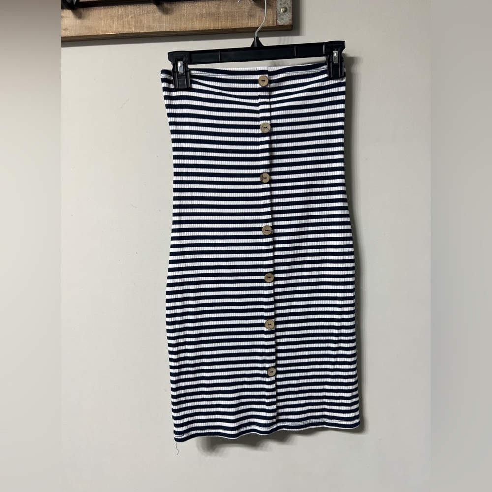 Stripped Strapless Dress